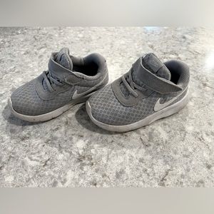 Nike boys sneakers
